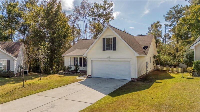 153 Penzance Blvd, Goose Creek, SC 29445