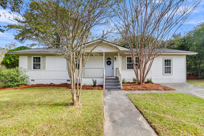 2025 Forest Ave, North Charleston, SC 29405
