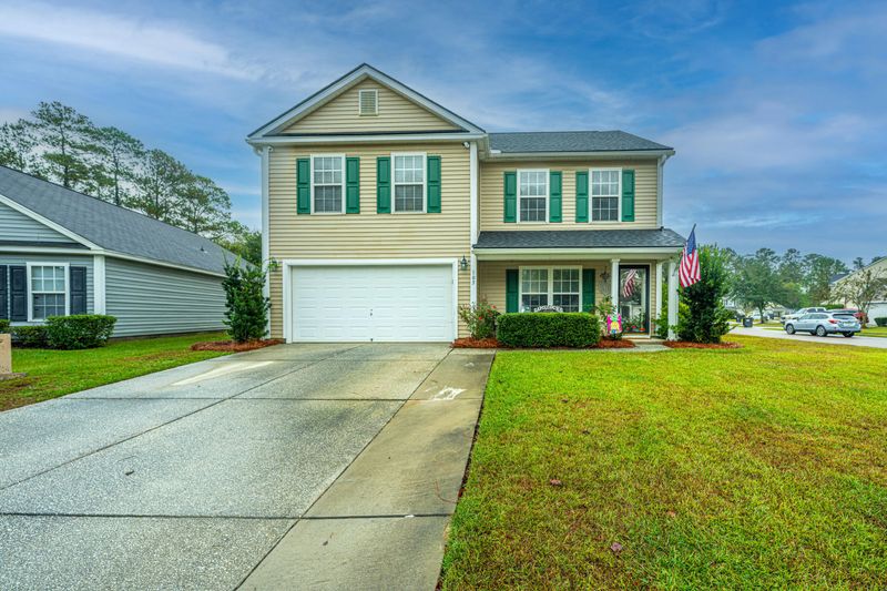 105 Avalon Rd, Summerville, SC 29483