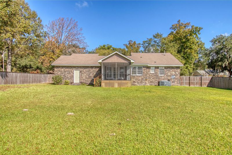 1334 Old Fort Rd, Moncks Corner, SC 29461