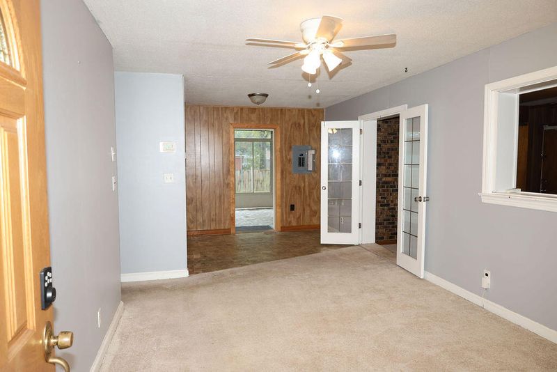 501 Hansford Dr, Goose Creek, SC 29445