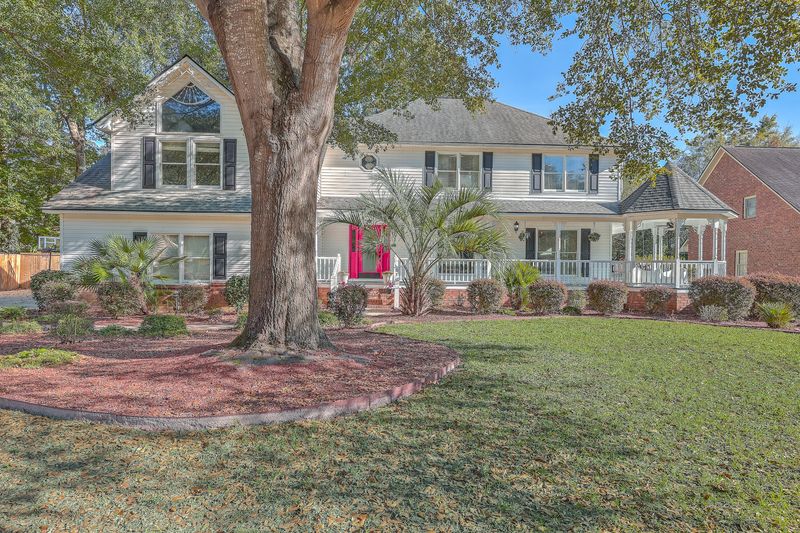 409 Glouchester Ct, Summerville, SC 29485