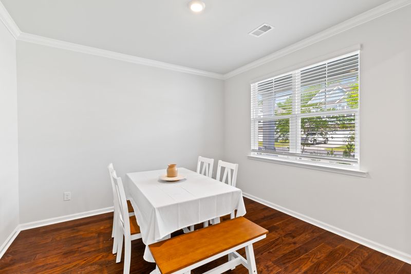 180 Cherry Grove Dr, Summerville, SC 29483