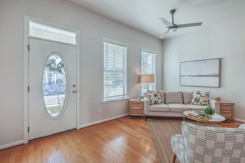 122 Hyacinth St, Summerville, SC 29483