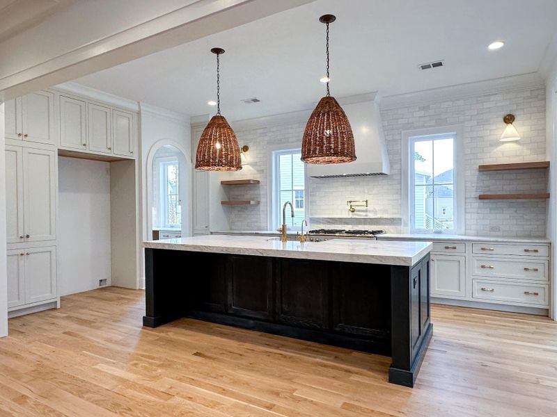 3881 Summerton St, Mount Pleasant, SC 29466