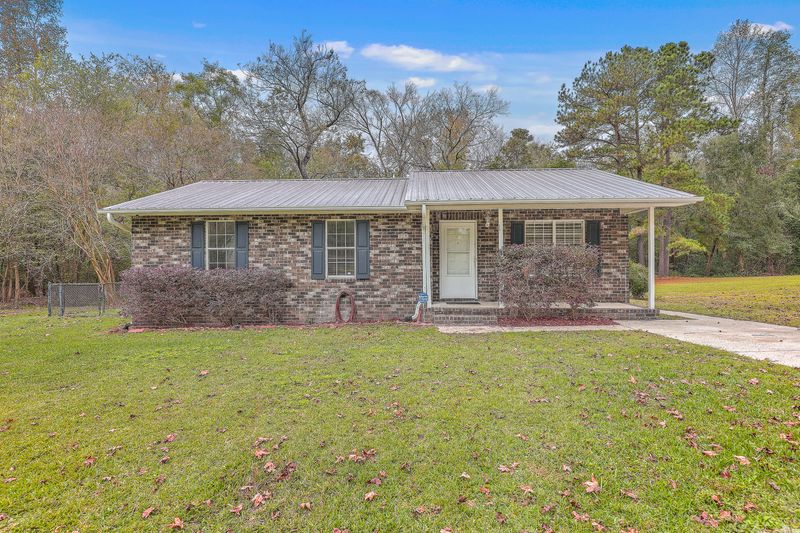 313 Fairlawn Dr, Moncks Corner, SC 29461
