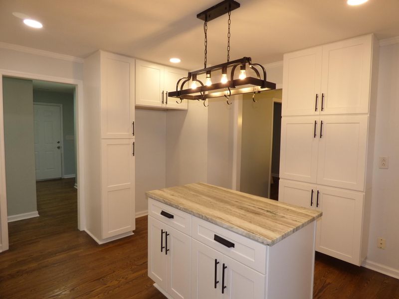1278 S Lenevar Dr, Charleston, SC 29407
