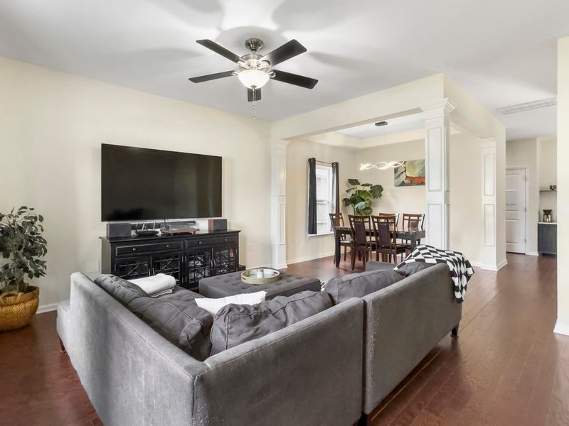153 Brightwood Dr, Huger, SC 29450