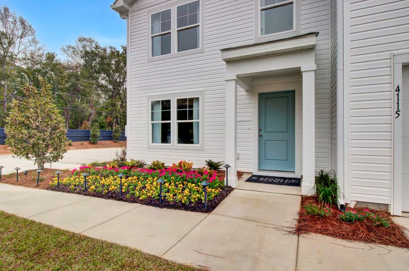 6201 Portsman Ln, Summerville, SC 29485