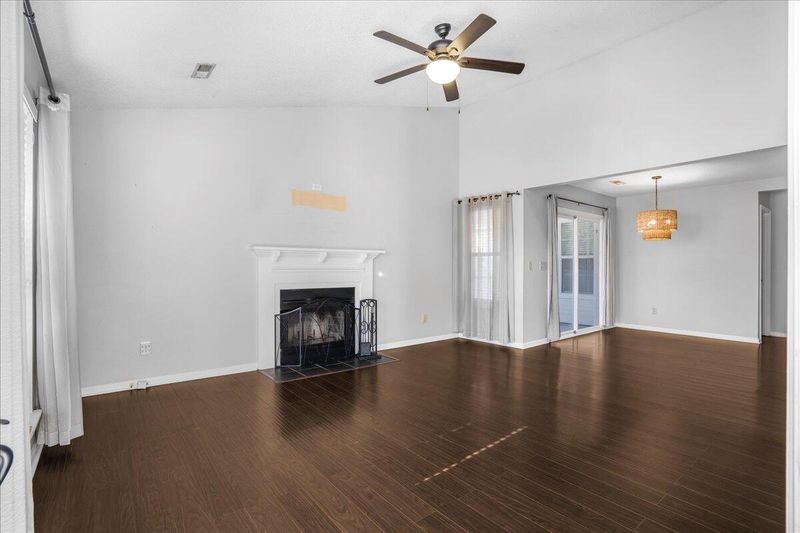 200 Birmingham Dr, Summerville, SC 29486
