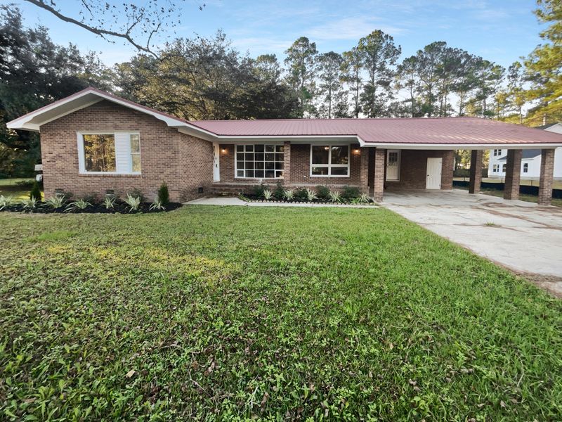 103 Young Dr, Summerville, SC 29483