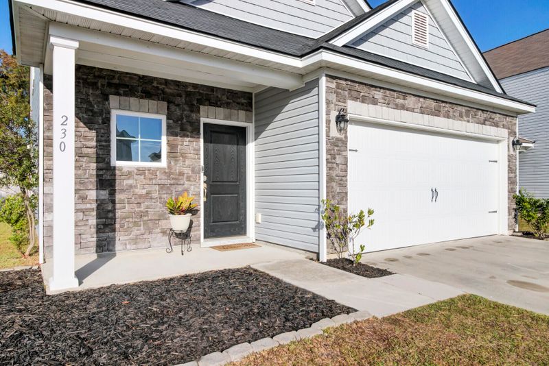 230 Daniels Creek Cir, Goose Creek, SC 29445