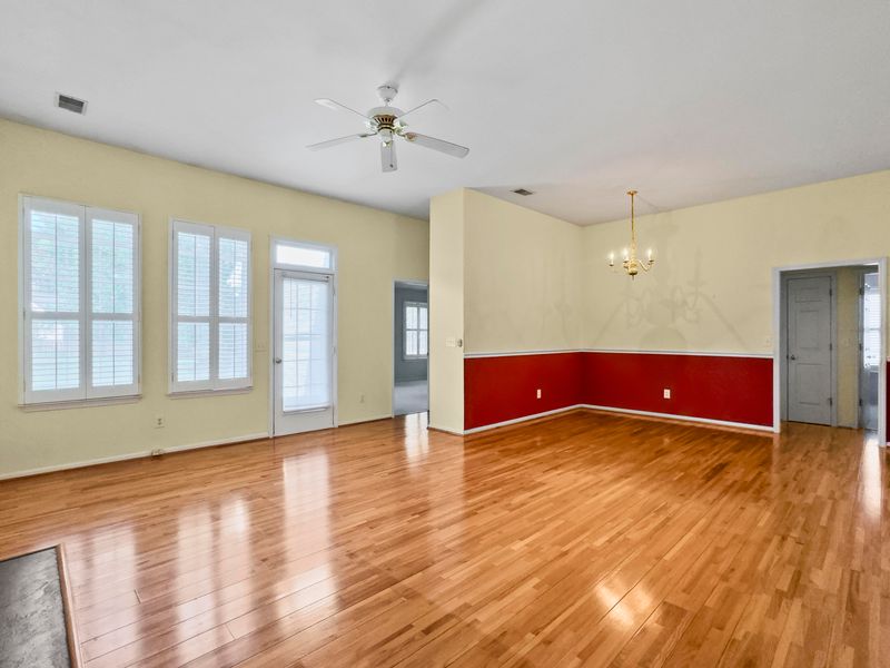 1505 Sweet Myrtle Cir, Mount Pleasant, SC 29466