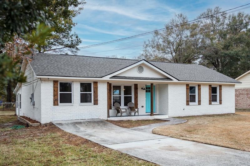 4571 Garwood Dr, Ladson, SC 29456