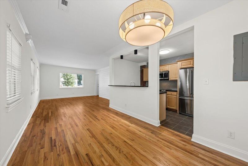 925 Ashley Ave #B, Charleston, SC 29403