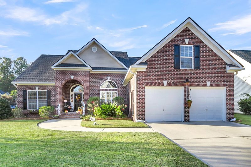101 Stonewall Ct, Summerville, SC 29483