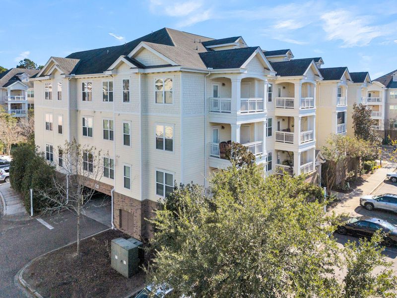 2244 Ashley Crossing Dr #214, Charleston, SC 29414