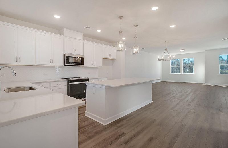 9402 Sun Fountain Dr, Summerville, SC 29485