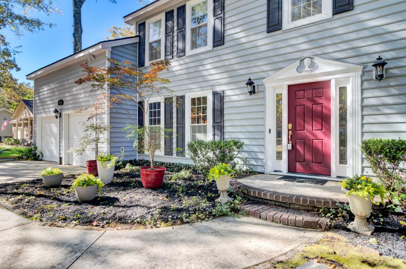 155 Southwold Cir, Goose Creek, SC 29445