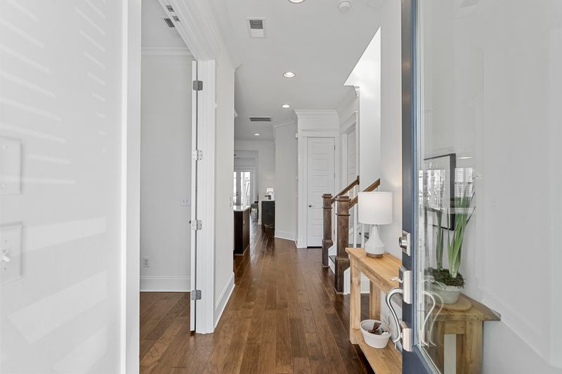1904 Village Crossing Dr, Charleston, SC 29492