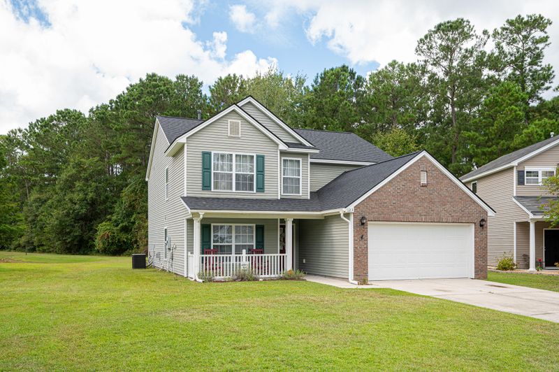 123 Surlington Dr, Ladson, SC 29485