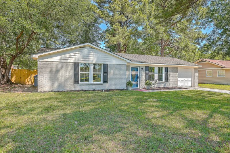 3264 Stonehaven Dr, North Charleston, SC 29420