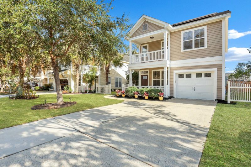 429 Chemistry Cir, Ladson, SC 29456