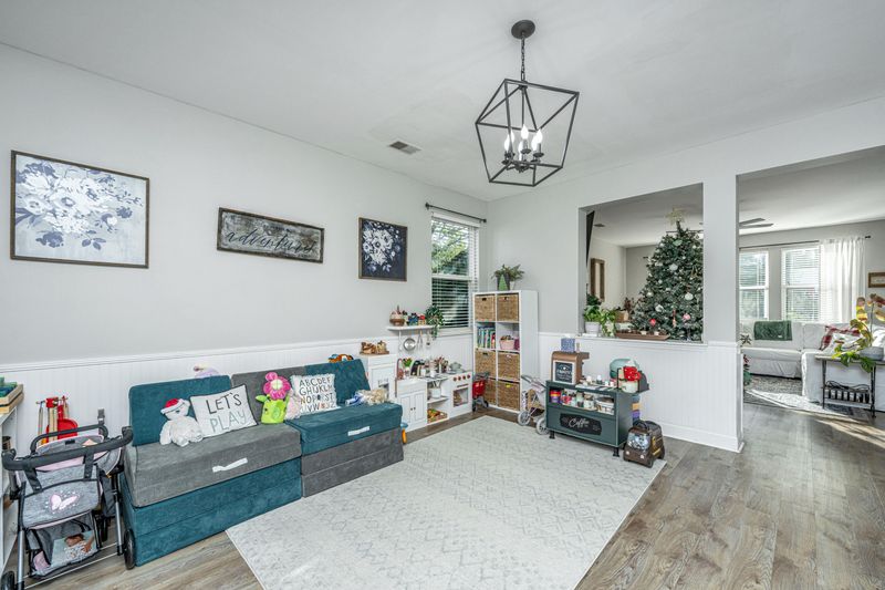 7161 Sweetgrass Blvd, Hanahan, SC 29410