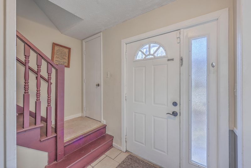 4384 Purdue Dr, North Charleston, SC 29418
