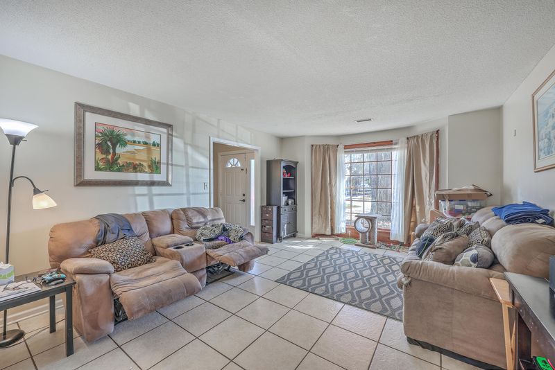 4384 Purdue Dr, North Charleston, SC 29418