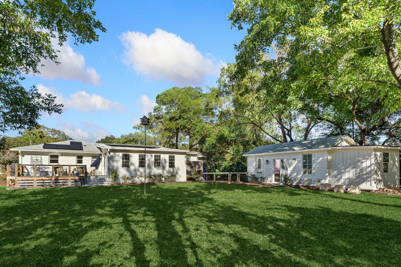 825 Harbor View Rd, Charleston, SC 29412
