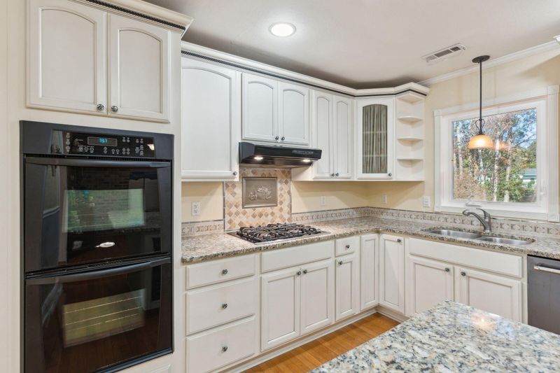 212 Virginia St, Goose Creek, SC 29445