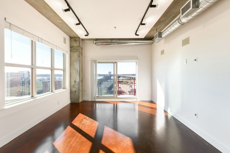 150 Bee St #501, Charleston, SC 29401