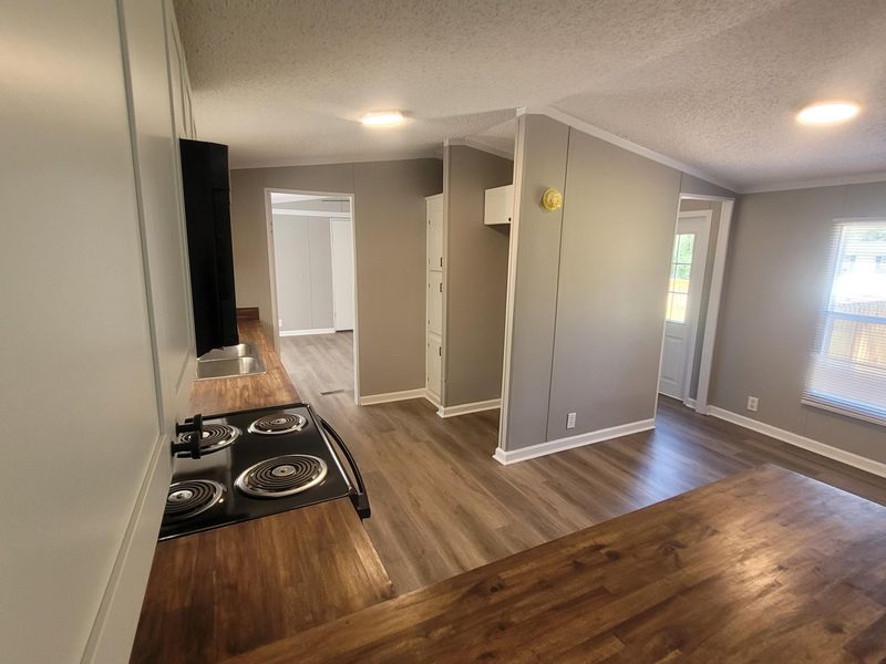 249 Lake Dr, Summerville, SC 29483