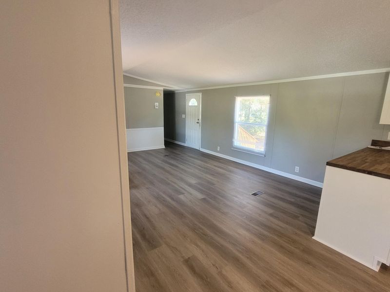 249 Lake Dr, Summerville, SC 29483