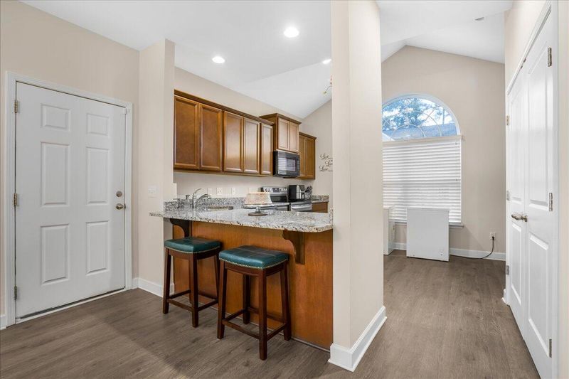 129 Buchanan Cir, Goose Creek, SC 29445