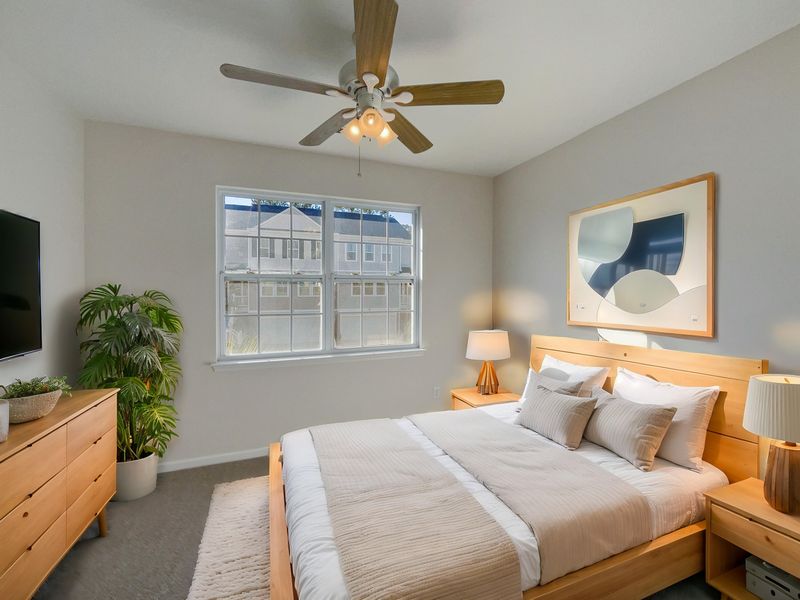 136 Winding River Dr, Johns Island, SC 29455