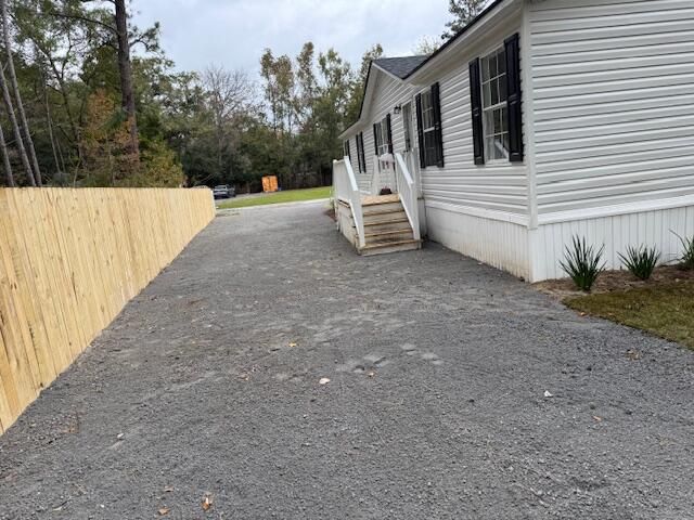 6155 Young St, Ravenel, SC 29470