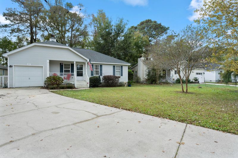 1597 Kentwood Cir, Charleston, SC 29412