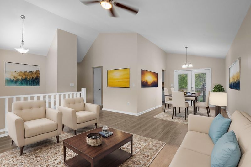309 Canaberry Cir, Summerville, SC 29483