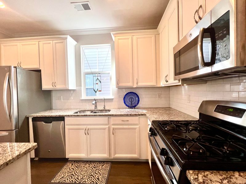 227 Brambling Ln, Charleston, SC 29414