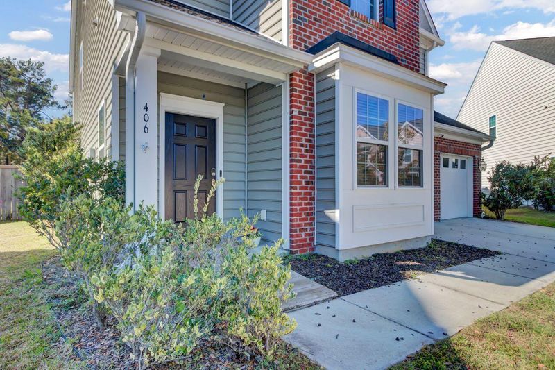 406 Bear Tree Ct, Moncks Corner, SC 29461