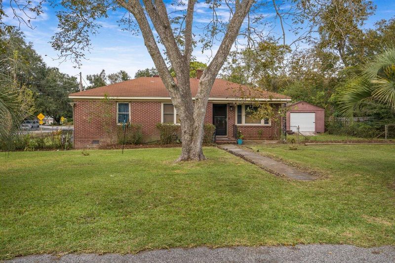 1774 Lady Ashley St, Charleston, SC 29412