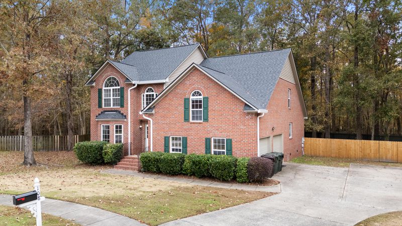 108 Davelle Ct, Goose Creek, SC 29445