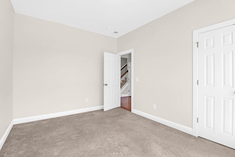 733 Goodlet Cir, Charleston, SC 29412