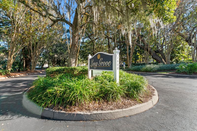 1600 Long Grove Dr #225, Mount Pleasant, SC 29464