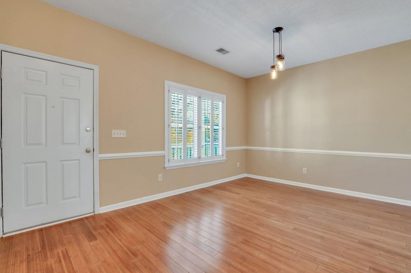 1409 Spanish Moss Ct, Charleston, SC 29412