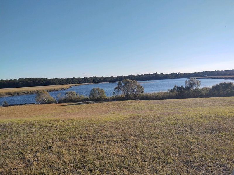 8441 Middleton Point Ln, Edisto Island, SC 29438
