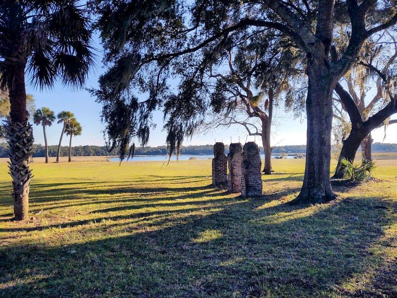 8441 Middleton Point Ln, Edisto Island, SC 29438