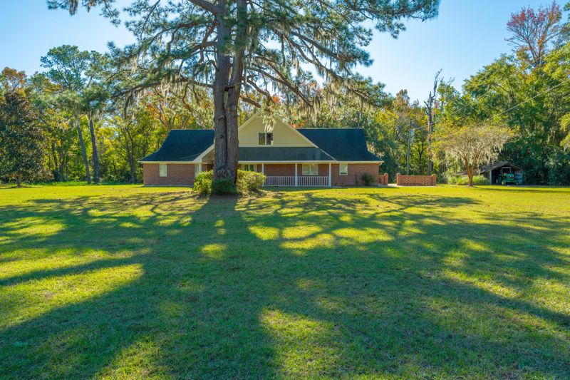 4751 River Rd, Johns Island, SC 29455